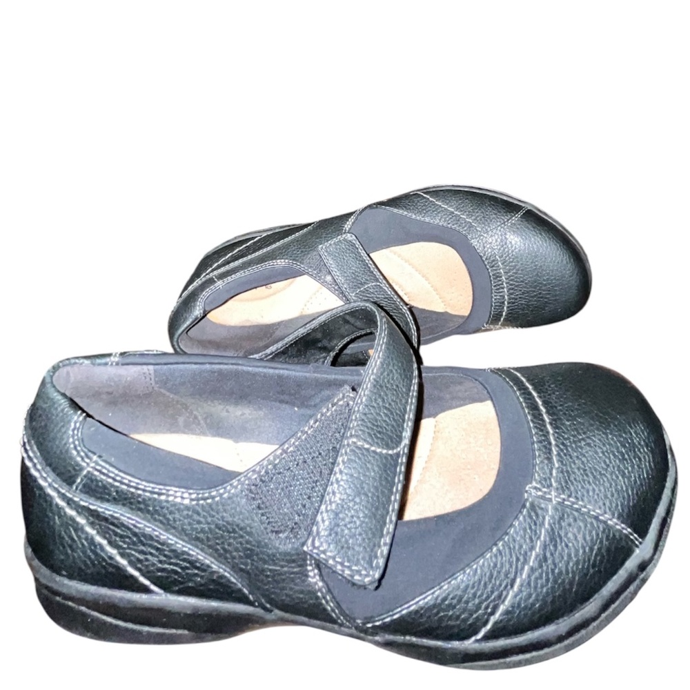 Clarks Women’s Black Leather Soft Cushion Mary Jane Comfort Flat Shoes Sz-9.5M